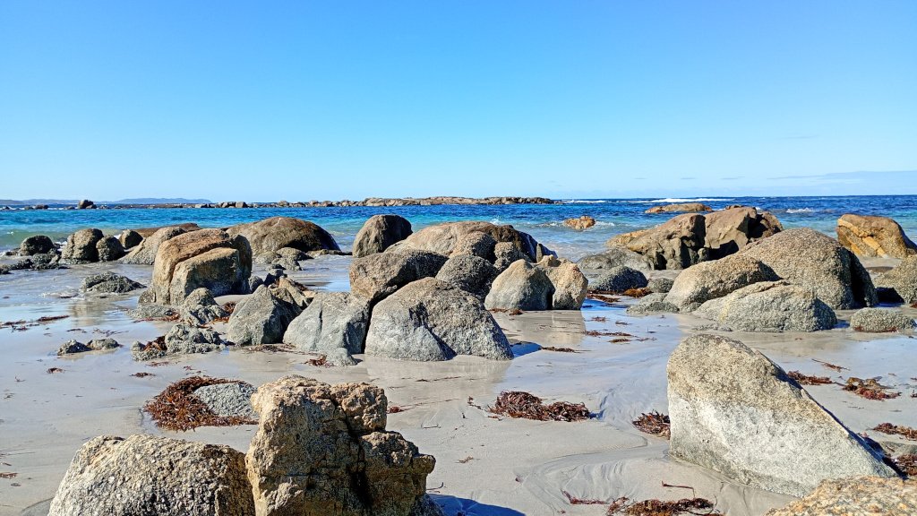 A picture the sea at Peaceful Bay.